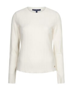 Top fine maille écru, le haut qui équilibre un pantalon simili cuir