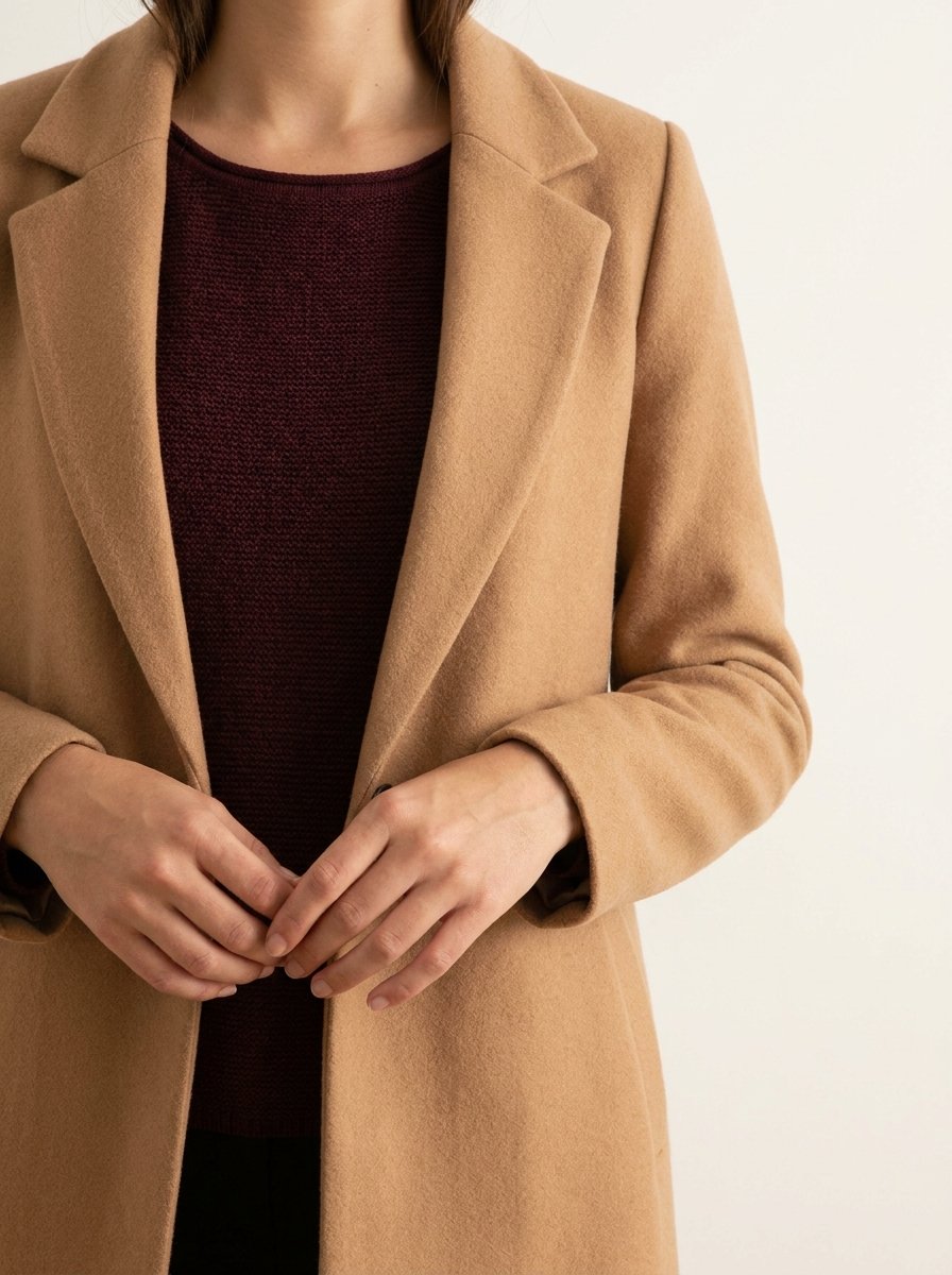 Bordeaux et camel, l’accord couleur