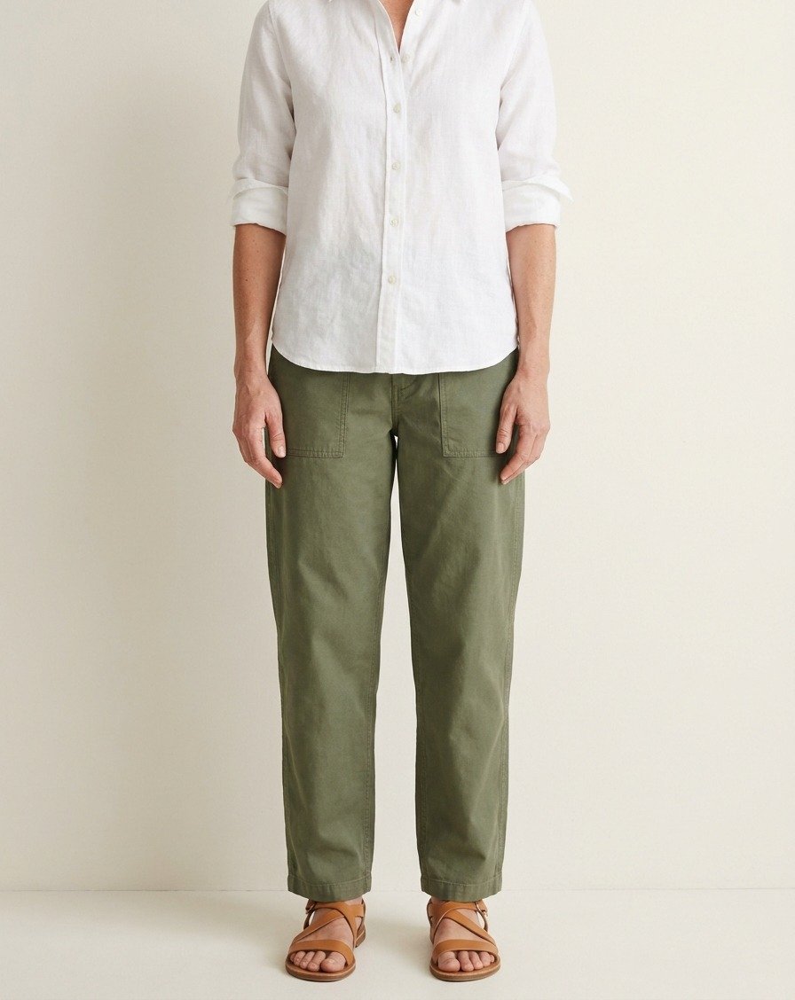 Pantalon kaki et blanc, l’accord couleur